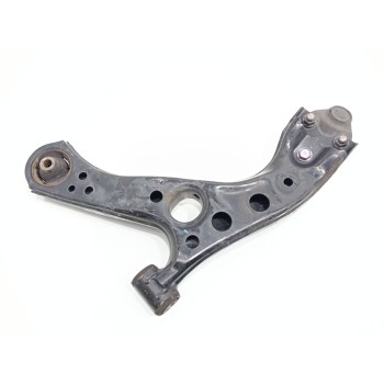 Recambio de brazo suspension inferior delantero derecho para toyota c-hr hybrid active referencia OEM IAM   