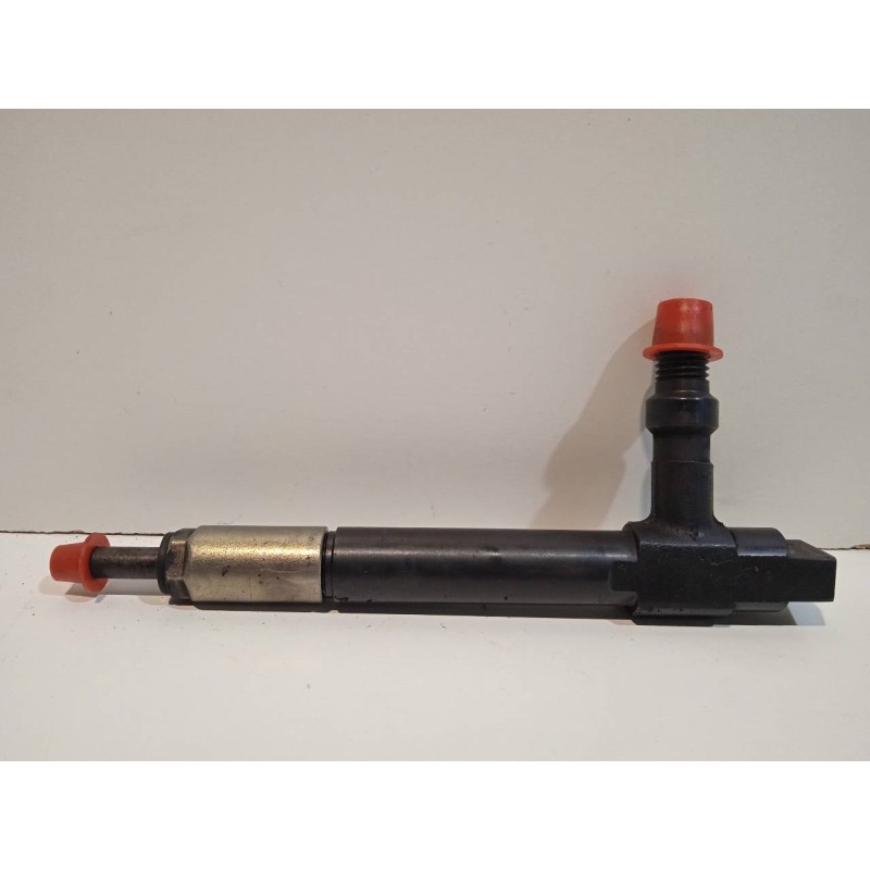 Recambio de inyector para mazda premacy (cp) 2.0 turbodiesel cat referencia OEM IAM 73909B  