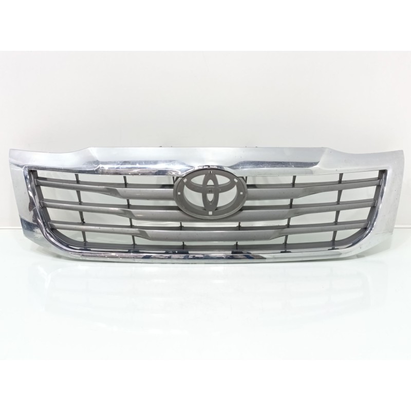 Recambio de rejilla delantera para toyota hilux (kun) double cab sol 4x4 referencia OEM IAM 531110K480  