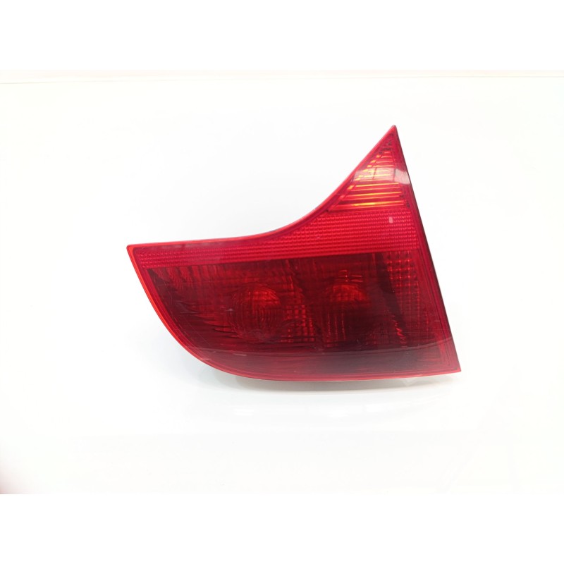 Recambio de piloto trasero derecho interior para audi a4 avant (8e) 2.0 tdi referencia OEM IAM 8E9945093  