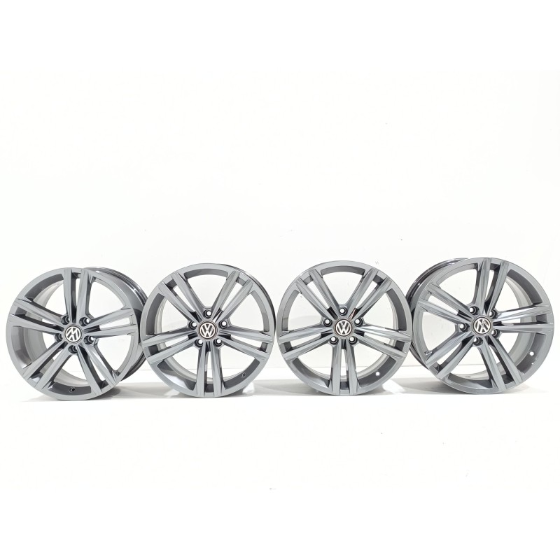 Recambio de juego llantas para volkswagen golf vii lim. (bq1) sport referencia OEM IAM 5G0601025DD  