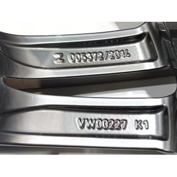 Recambio de juego llantas para volkswagen golf vii lim. (bq1) sport referencia OEM IAM 5G0601025DD  