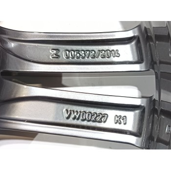 Recambio de juego llantas para volkswagen golf vii lim. (bq1) sport referencia OEM IAM 5G0601025DD  