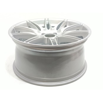 Recambio de llanta para bmw serie 3 berlina (e90) referencia OEM IAM 8037142  