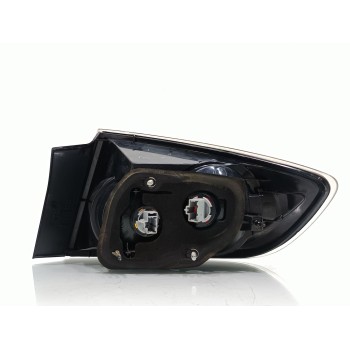 Recambio de piloto trasero izquierdo para mazda 3 berlina (bk) 1.6 vvt active referencia OEM IAM P2688  