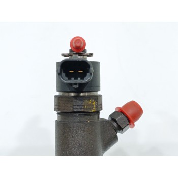 Recambio de inyector para opel combo (corsa c) familiar referencia OEM IAM 0986435102  