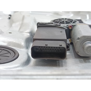 Recambio de elevalunas delantero derecho para volkswagen passat berlina (3b2) comfortline referencia OEM IAM 3B4837756D  