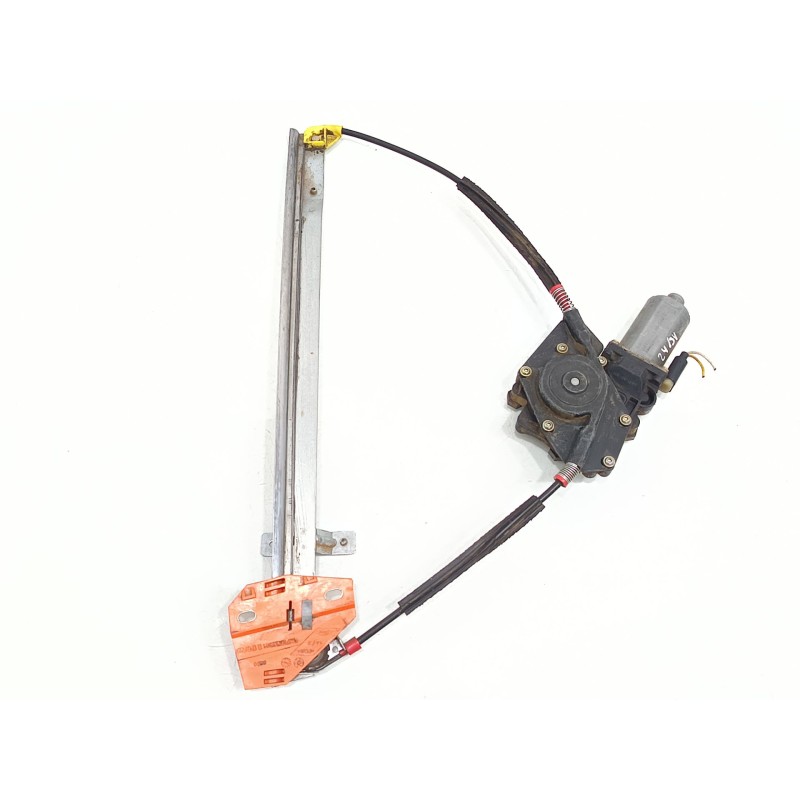 Recambio de elevalunas delantero izquierdo para ford fiesta berlina (dx) ambiente referencia OEM IAM 0130821682  