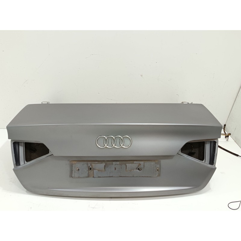 Recambio de porton trasero para audi a4 ber. (b8) básico referencia OEM IAM 8K5827023AE  