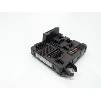 Recambio de caja reles / fusibles para renault megane ii berlina 5p authentique referencia OEM IAM 8200306032A  