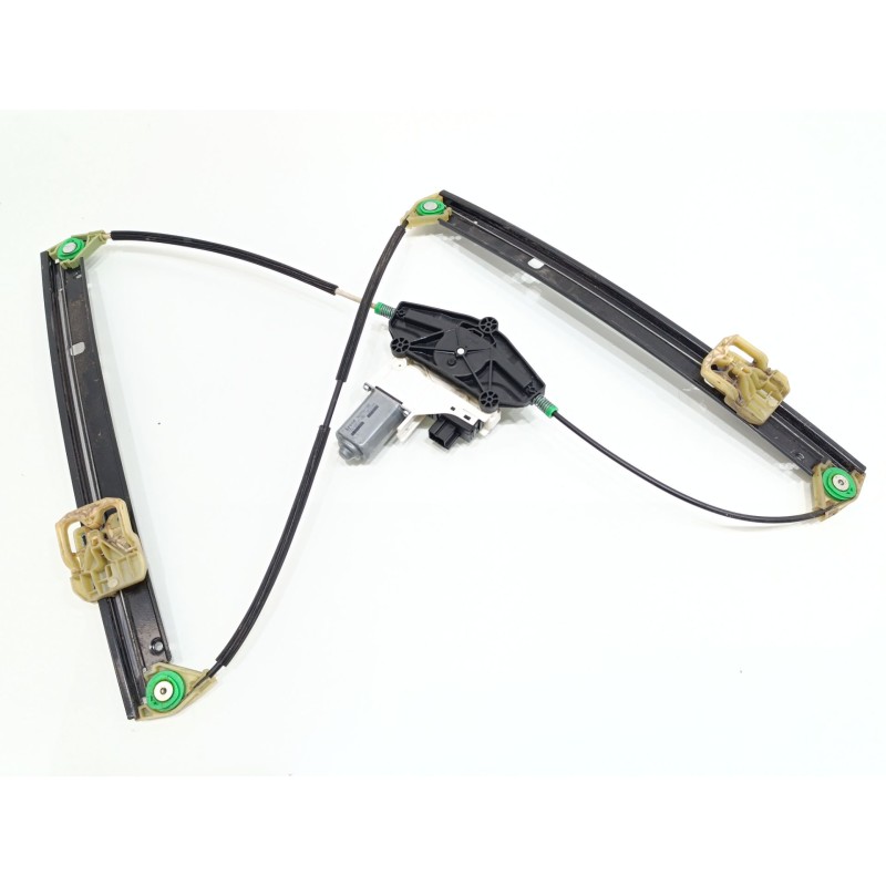 Recambio de elevalunas delantero derecho para audi a4 ber. (b8) básico referencia OEM IAM 8K0959802  