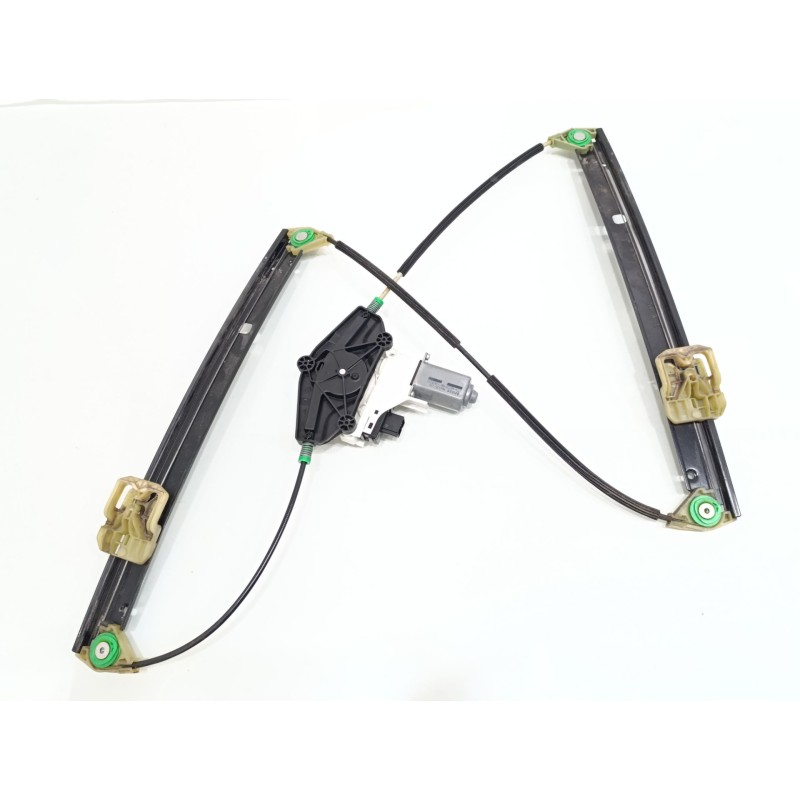 Recambio de elevalunas delantero izquierdo para audi a4 ber. (b8) básico referencia OEM IAM 8K0959801  