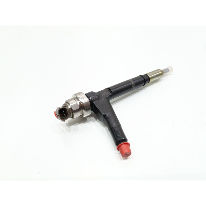 Recambio de inyector para opel combo (corsa c) familiar referencia OEM IAM 8973138612  