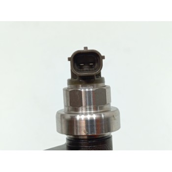 Recambio de inyector para opel combo (corsa c) familiar referencia OEM IAM 8973138612  