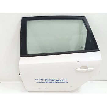 Recambio de puerta trasera izquierda para hyundai i30 cw trend referencia OEM IAM   