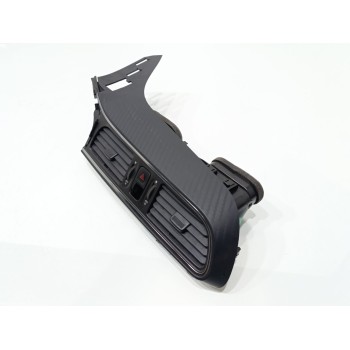 Recambio de rejilla aireadora para renault kadjar zen referencia OEM IAM 687509788R  