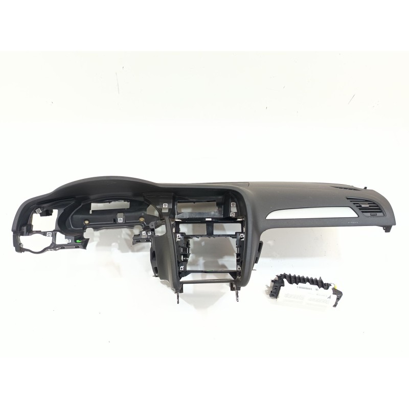 Recambio de salpicadero para audi a4 ber. (b8) básico referencia OEM IAM 8K1857003  