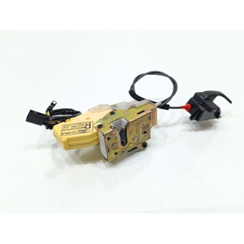 Recambio de cerradura puerta delantera derecha para ford fiesta berl./courier porto referencia OEM IAM 88BB21812CB  