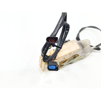 Recambio de cerradura puerta delantera derecha para ford fiesta berl./courier porto referencia OEM IAM 88BB21812CB  