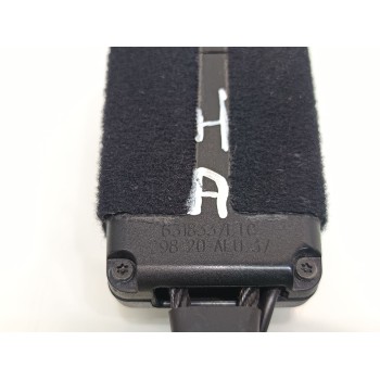 Recambio de enganche cinturon delantero izquierdo para opel crossland x opel 2020 referencia OEM IAM 6318337ETC  