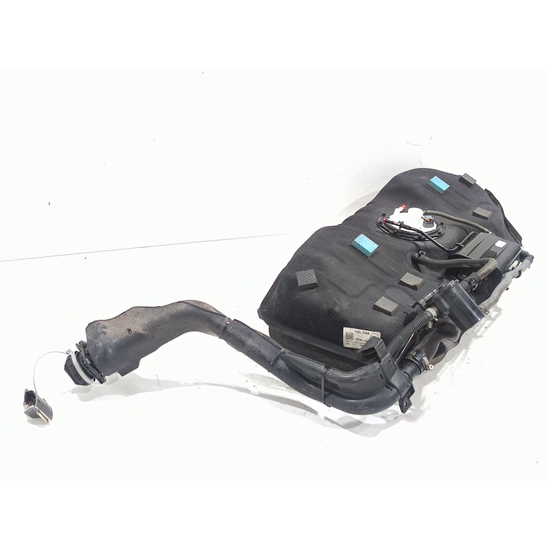 Recambio de deposito combustible para kia stonic (ybcuv) concept referencia OEM IAM 31100H8320  