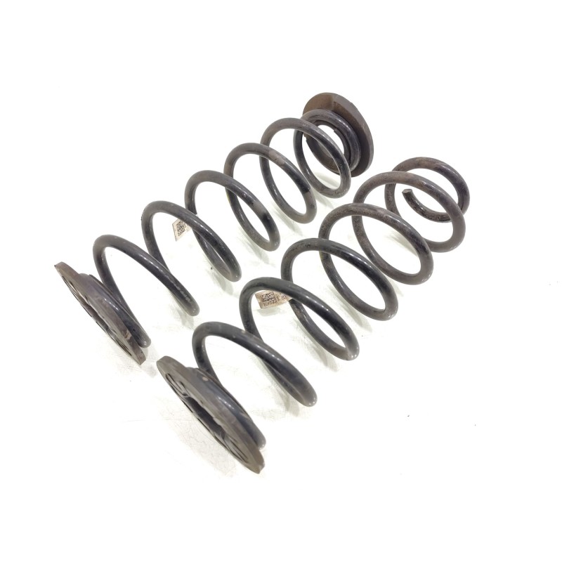 Recambio de muelle amortiguacion para kia stonic (ybcuv) concept referencia OEM IAM 55335H8  