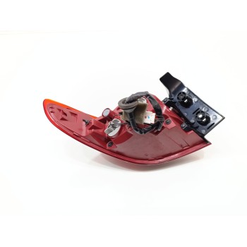 Recambio de piloto trasero derecho para kia stonic (ybcuv) concept referencia OEM IAM 92402H8  