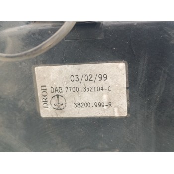 Recambio de faro derecho para opel movano furgón corto 3.5t referencia OEM IAM 7700352104  