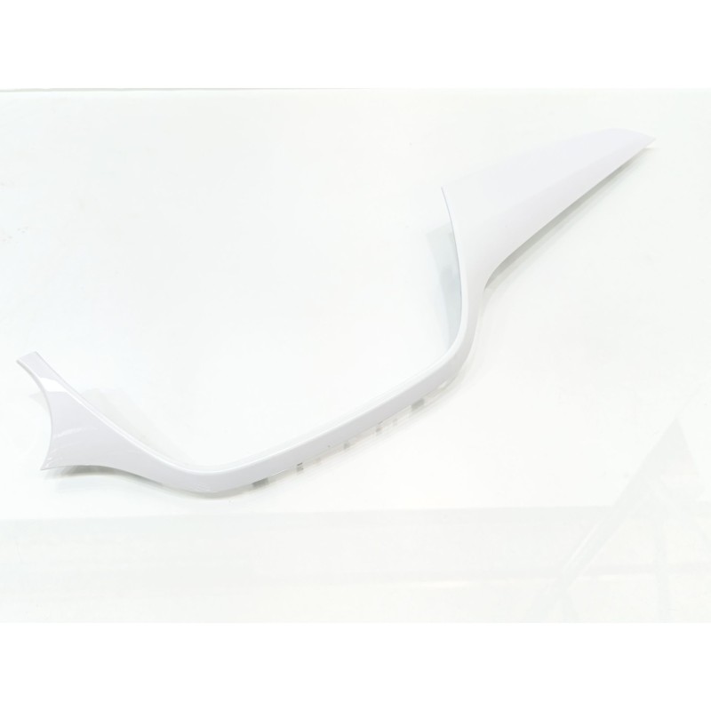 Recambio de moldura para opel crossland x opel 2020 referencia OEM IAM 13463507  