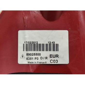 Recambio de piloto trasero derecho para peugeot 307 berlina (s2) d-sign referencia OEM IAM 89025500  