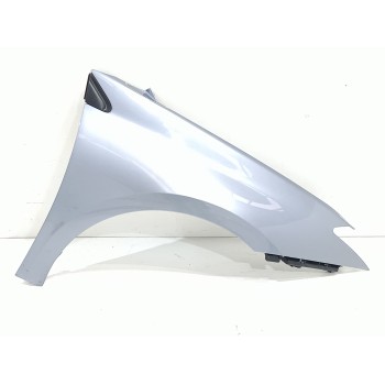 ALETA DELANTERA DERECHA 