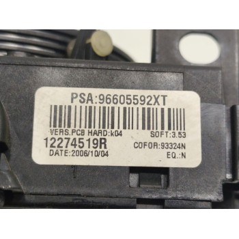 Recambio de mando multifuncion para peugeot 307 berlina (s2) d-sign referencia OEM IAM 96605592XT  