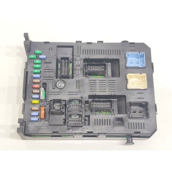 Recambio de caja reles / fusibles para peugeot 307 berlina (s2) d-sign referencia OEM IAM 9660105680  