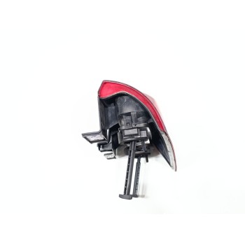 Recambio de piloto trasero izquierdo para dacia logan laureate referencia OEM IAM 8200864612  