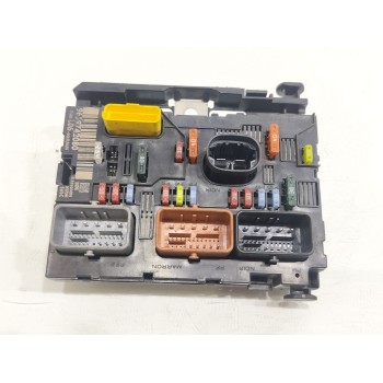 Recambio de caja reles / fusibles para peugeot 307 berlina (s2) d-sign referencia OEM IAM 9659742080  