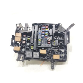Recambio de caja reles / fusibles para kia ceed sportswagon tech referencia OEM IAM 91200J7200  