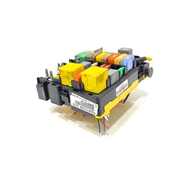 Recambio de caja reles / fusibles para citroën c4 grand picasso feel referencia OEM IAM 9804848580  