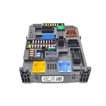Recambio de caja reles / fusibles para citroën c4 grand picasso feel referencia OEM IAM 9832880380  