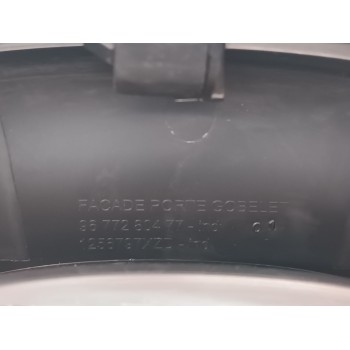 Recambio de consola central para citroën c4 grand picasso feel referencia OEM IAM 9677280477  