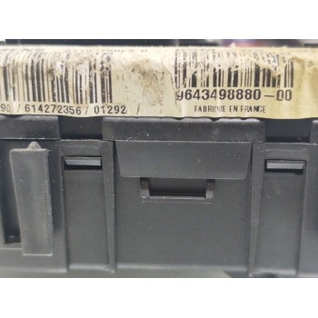 Recambio de caja reles / fusibles para citroën c5 berlina 2.0 hdi premier referencia OEM IAM 9643498880  