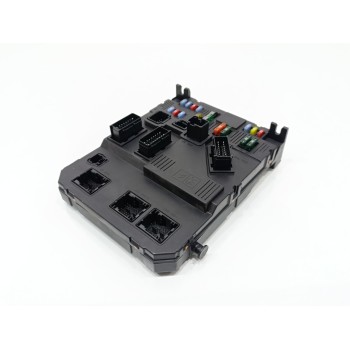 Recambio de caja reles / fusibles para peugeot 206 sw xs referencia OEM IAM 9653667580 S118085320  