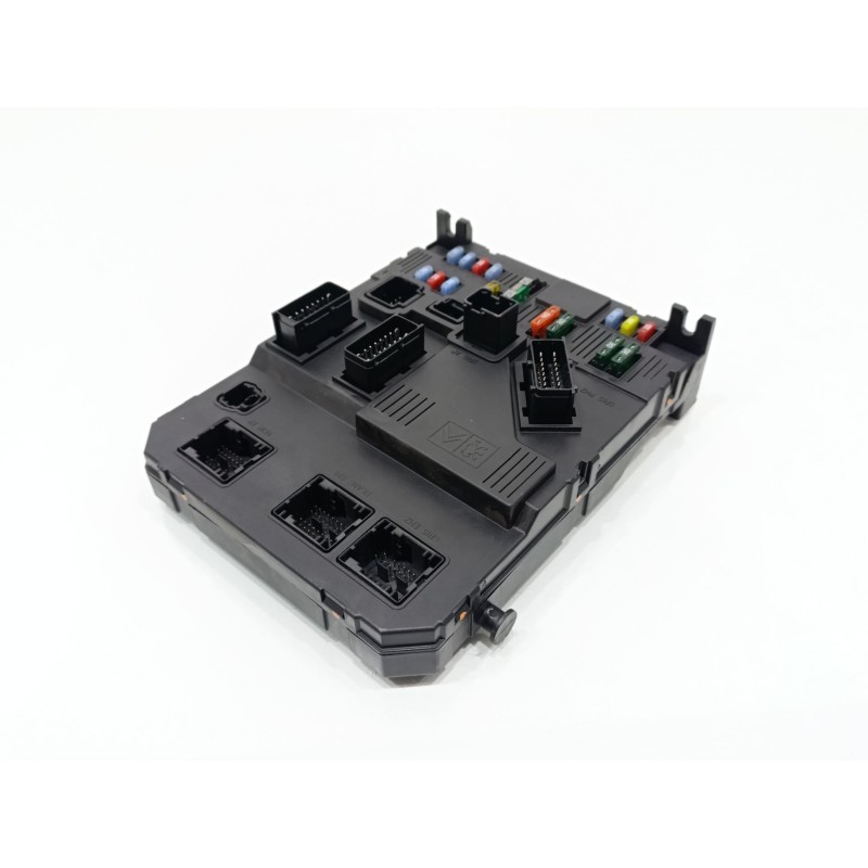 Recambio de caja reles / fusibles para peugeot 206 sw xs referencia OEM IAM 9653667580 S118085320  