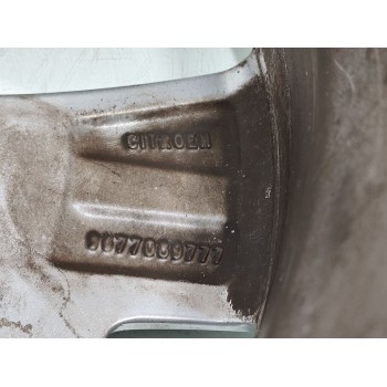 Recambio de llanta para citroën c4 grand picasso feel referencia OEM IAM 9677089777  