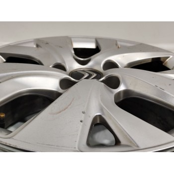 Recambio de llanta para citroën c4 grand picasso feel referencia OEM IAM 9677089777  