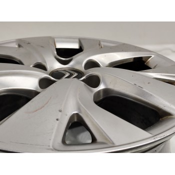 Recambio de llanta para citroën c4 grand picasso feel referencia OEM IAM 9677089777  