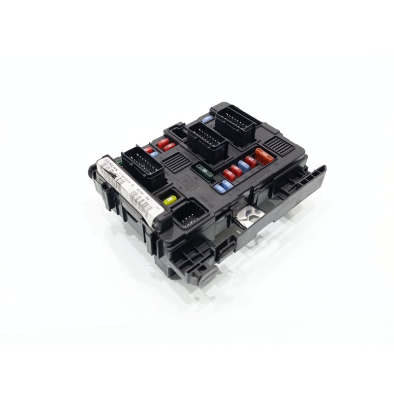 Recambio de caja reles / fusibles para peugeot 206 sw xs referencia OEM IAM 9650618380 U118470004  