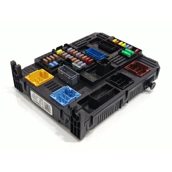 Recambio de caja reles / fusibles para citroën c3 shine referencia OEM IAM 9832880680  
