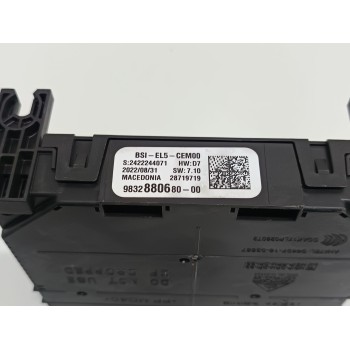 Recambio de caja reles / fusibles para citroën c3 shine referencia OEM IAM 9832880680  