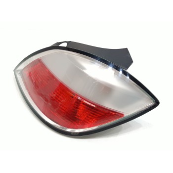 Recambio de piloto trasero derecho para opel astra h berlina cosmo referencia OEM IAM 24451837  