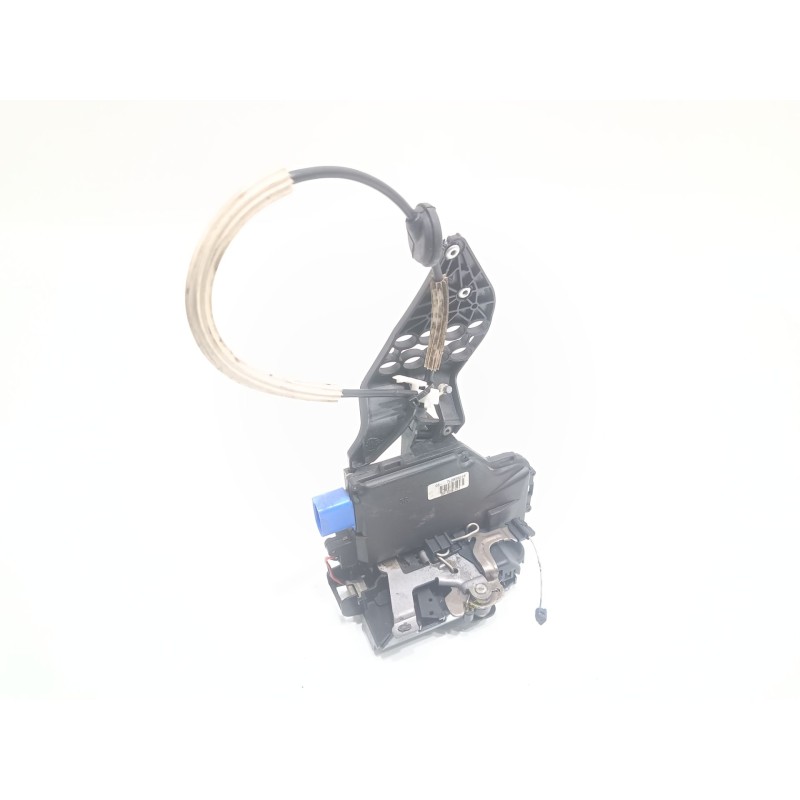 Recambio de cerradura puerta trasera izquierda para audi a6 avant (4f5) 2.7 tdi quattro (132kw) referencia OEM IAM 4F0839015  